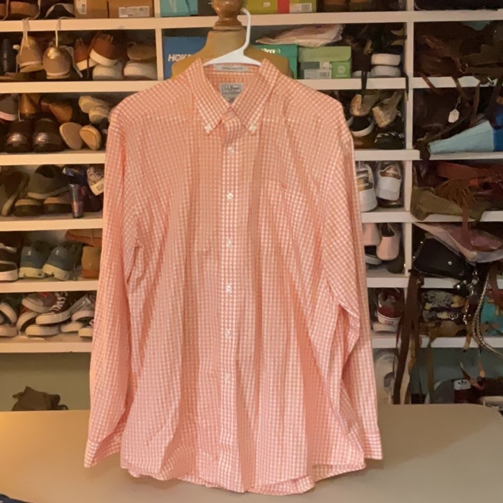 EUC Mens long sleeve button down L.L BEAN shirt